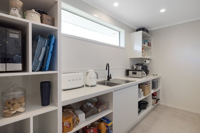 Photo of property in 43 Te Ranga Memorial Drive, Pyes Pa, Tauranga, 3112