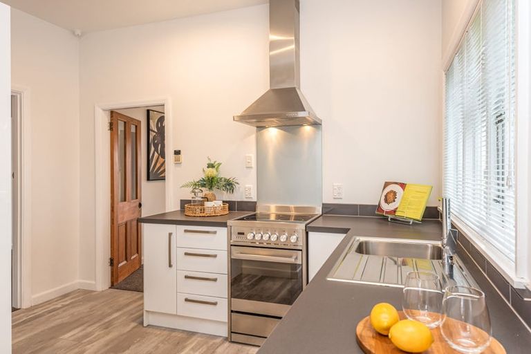 Photo of property in 60 Oxley Avenue, St Albans, Christchurch, 8014