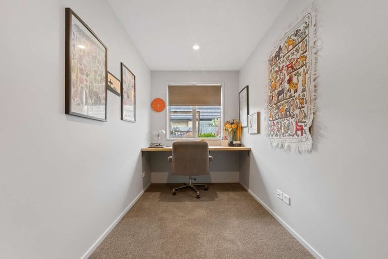 Photo of property in 42 Hiria Crescent, Papamoa Beach, Papamoa, 3118