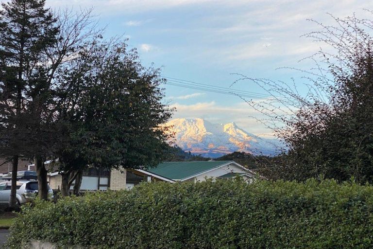 Photo of property in 1/23 Moore Street, Ohakune, 4625