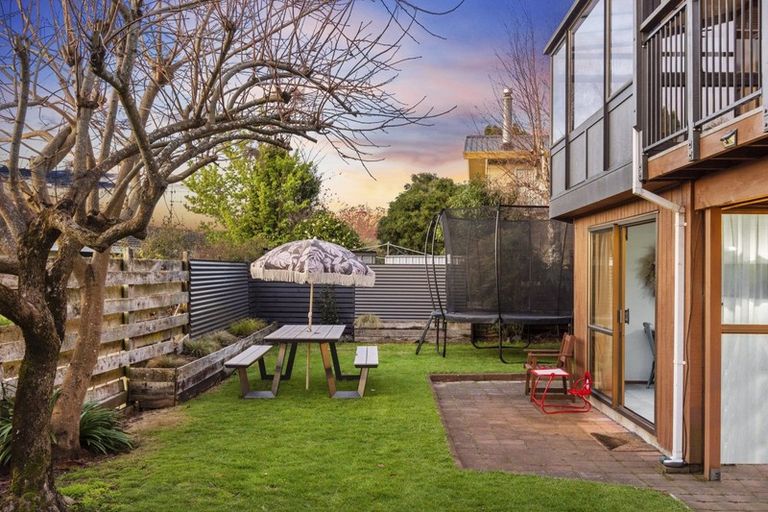 Photo of property in 42 Victory Street, Welcome Bay, Tauranga, 3112