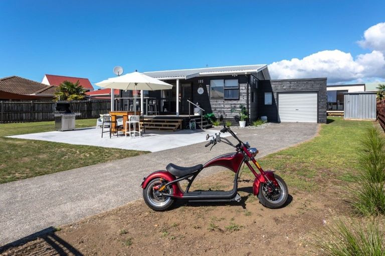 Photo of property in 105 Chartwell Avenue, Whangamata, 3620