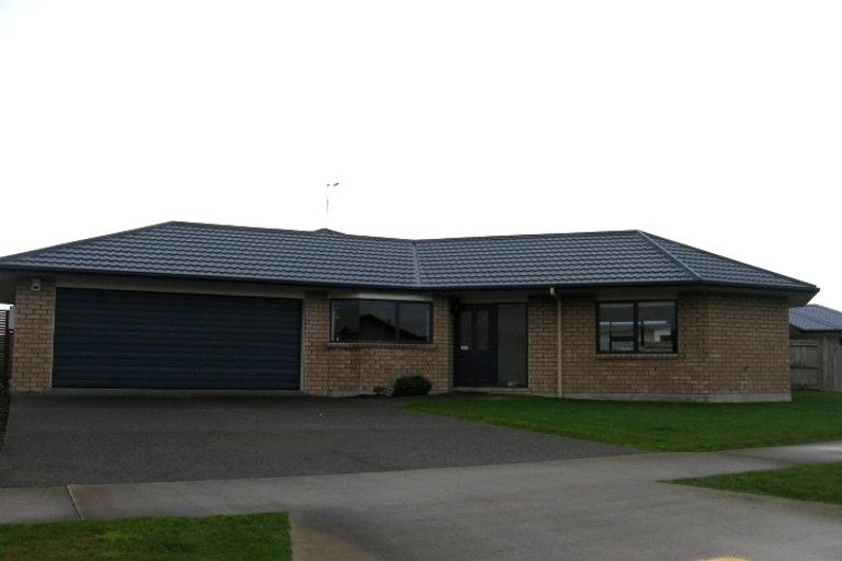 Photo of property in 5 Daniel Place, Kelvin Grove, Palmerston North, 4414