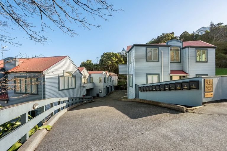 Photo of property in 93a Kelburn Parade, Kelburn, Wellington, 6012