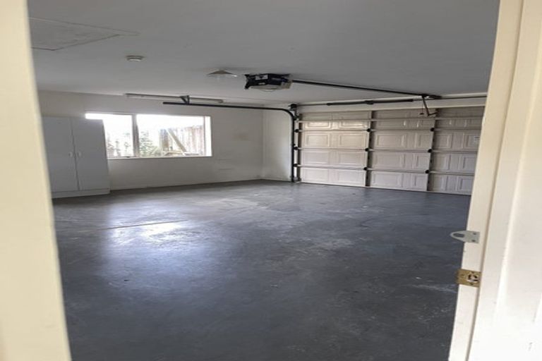 Photo of property in 138 Kilkenny Drive, East Tamaki Heights, Auckland, 2016