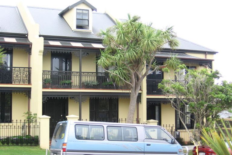 Photo of property in 40b Agra Crescent, Khandallah, Wellington, 6035