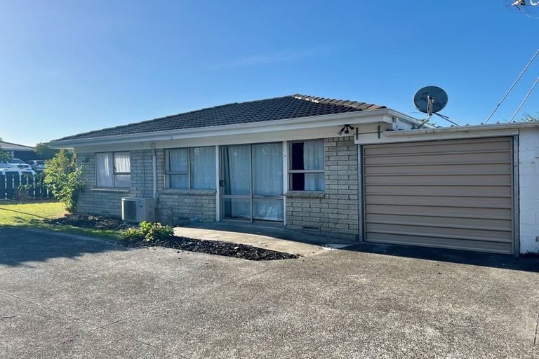 Photo of property in 1/13 Royal Arch Place, Rosehill, Papakura, 2113