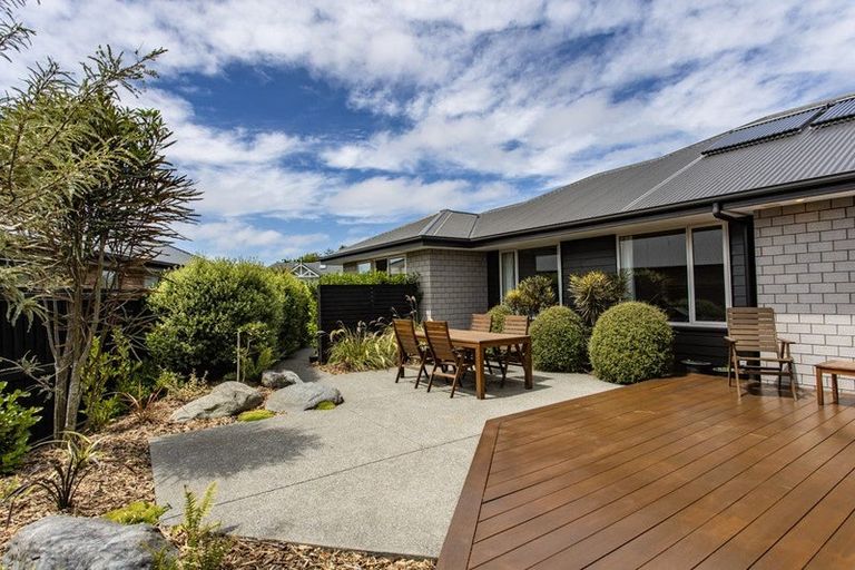 Photo of property in 7 Serama Place, Burwood, Christchurch, 8083
