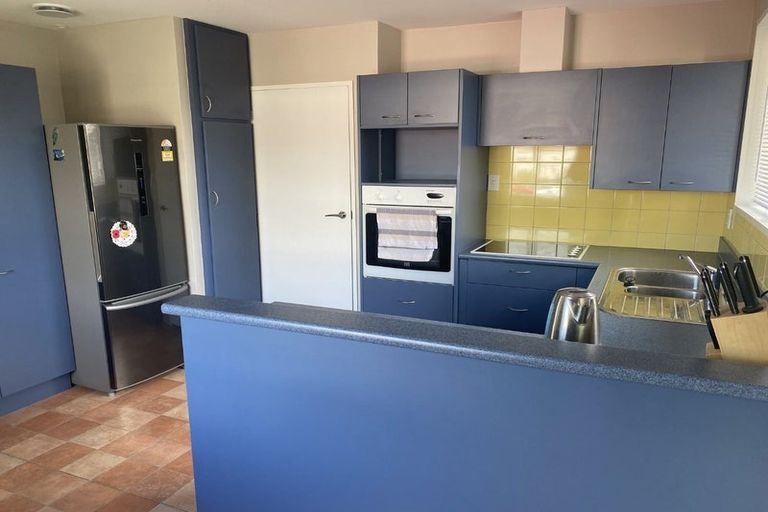 Photo of property in 8a Wyatt Place, Russley, Christchurch, 8042