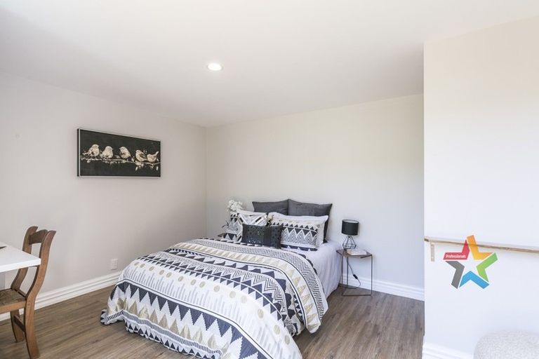 Photo of property in 60 Stanley Street, Berhampore, Wellington, 6023