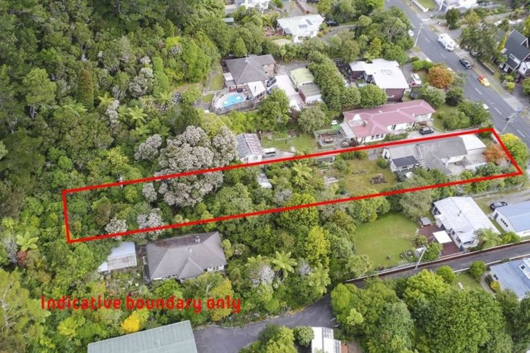 Photo of property in 461 Stokes Valley Road, Stokes Valley, Lower Hutt, 5019