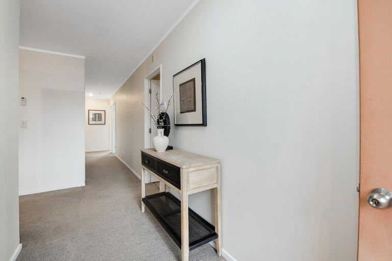 Photo of property in 4 Red Hibiscus Road, Stanmore Bay, Whangaparaoa, 0932