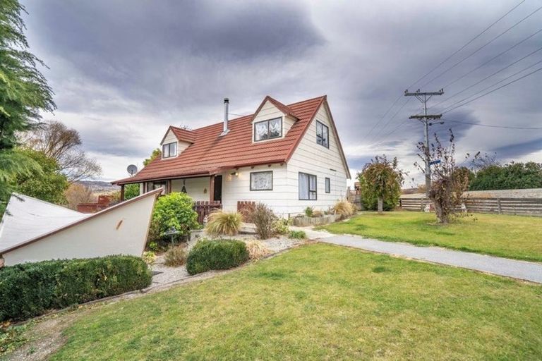 Photo of property in 4 Leask Street, Omakau, 9376