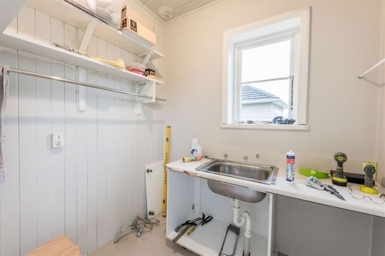 Photo of property in 6 Piko Crescent, Riccarton, Christchurch, 8041