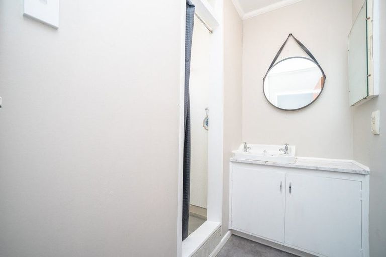 Photo of property in 4/10 Kowhai Avenue, Takaro, Palmerston North, 4410