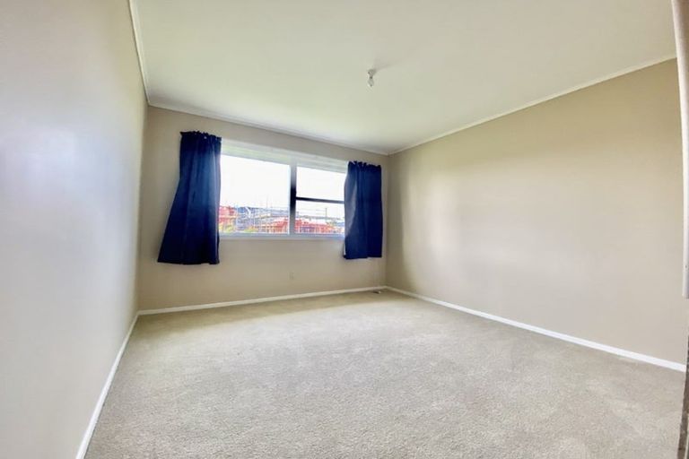 Photo of property in 25 Awatere Street, Clover Park, Auckland, 2023