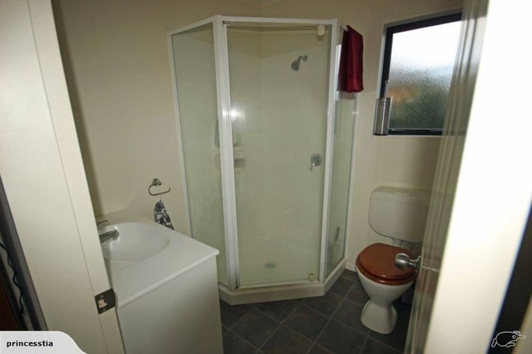 Photo of property in 115 Mandel Mews, Waiwhetu, Lower Hutt, 5010