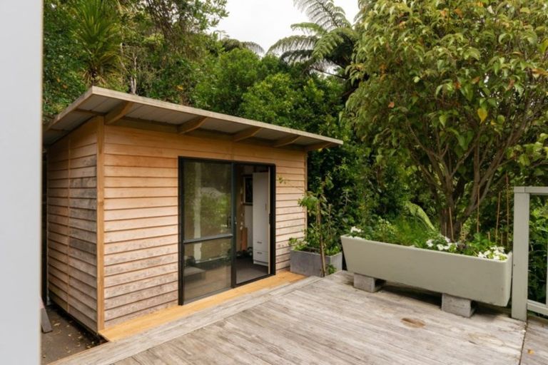 Photo of property in 57 Nottingham Street, Karori, Wellington, 6012