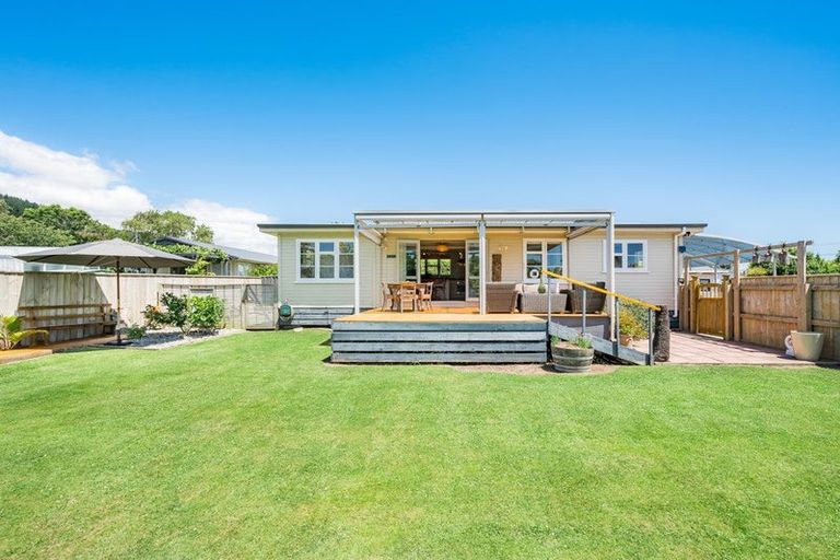 Photo of property in 56 Hinemoa Street, Paraparaumu, 5032