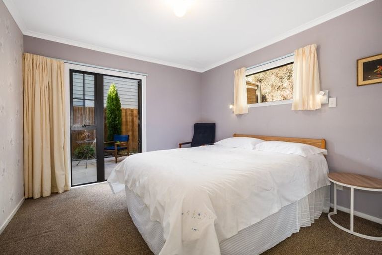 Photo of property in 123 Muritai Road, Eastbourne, Lower Hutt, 5013