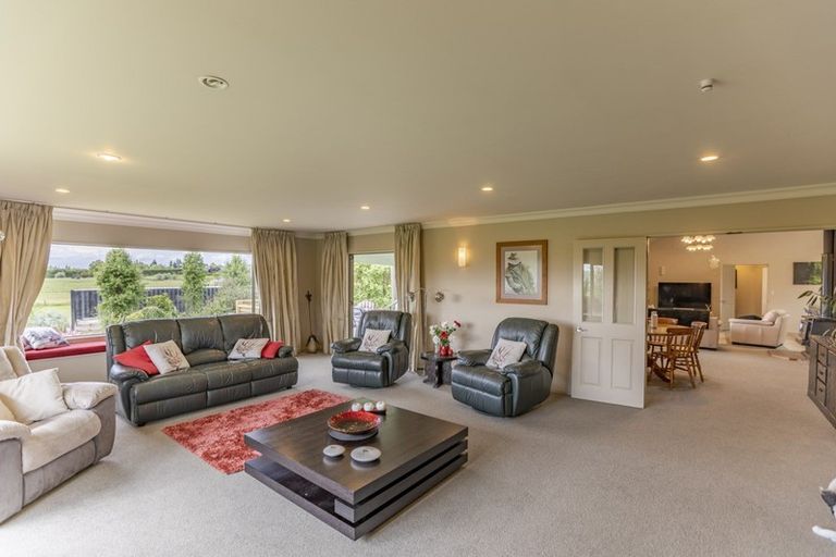 Photo of property in 346 Porangahau Road, Waipukurau, 4282