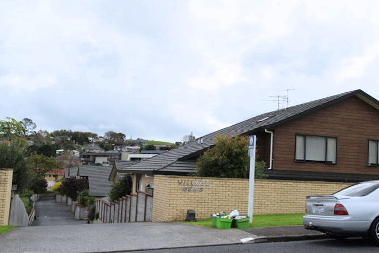Photo of property in 51c Moore Street, Howick, Auckland, 2014