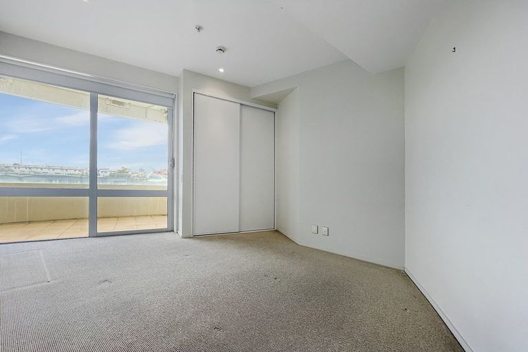 Photo of property in New Mirage, 306/86 The Strand, Parnell, Auckland, 1010