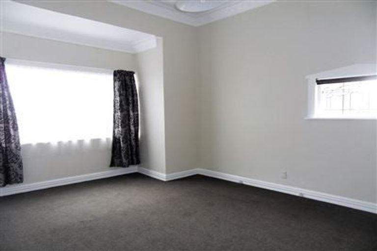 Photo of property in 9 Stoke Street, Newtown, Wellington, 6021