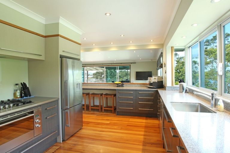 Photo of property in 24 Opotoru Road, Raglan, 3225