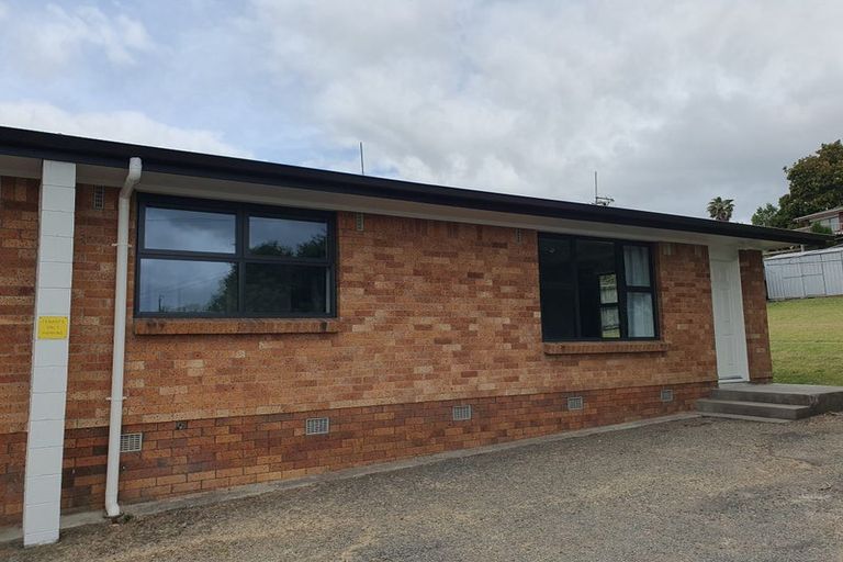 Photo of property in 15b Tawa Street, Melville, Hamilton, 3206