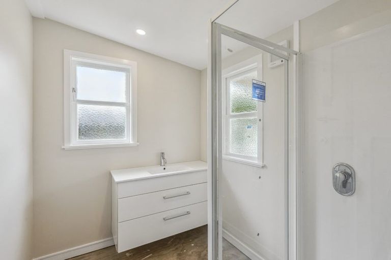 Photo of property in 98 Rosetta Road, Raumati South, Paraparaumu, 5032