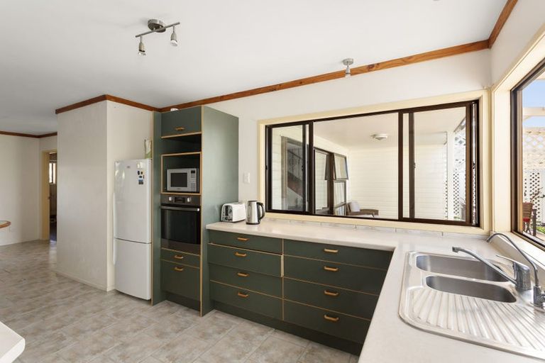 Photo of property in 16c Marsden Point Road, Ruakaka, 0116