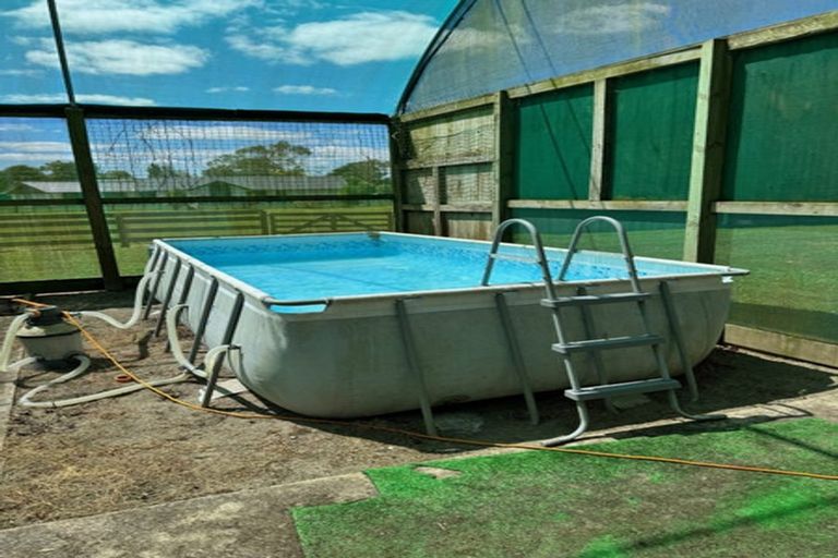 Photo of property in 81 Halls Road, Pahiatua, 4910