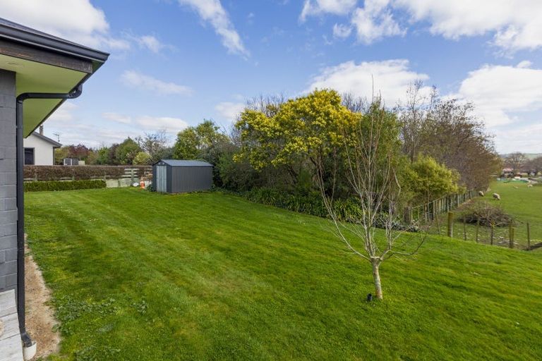 Photo of property in 14 Brooker Place, Waipukurau, 4200