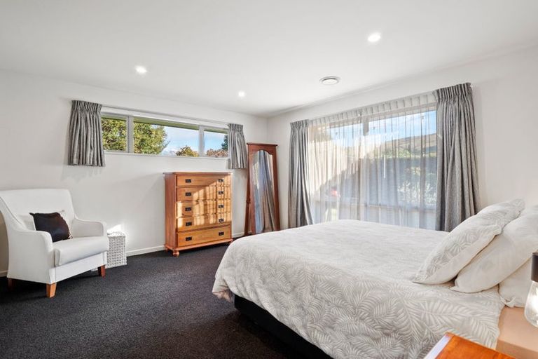 Photo of property in 38 Erskine Street, Lake Hayes, Queenstown, 9304