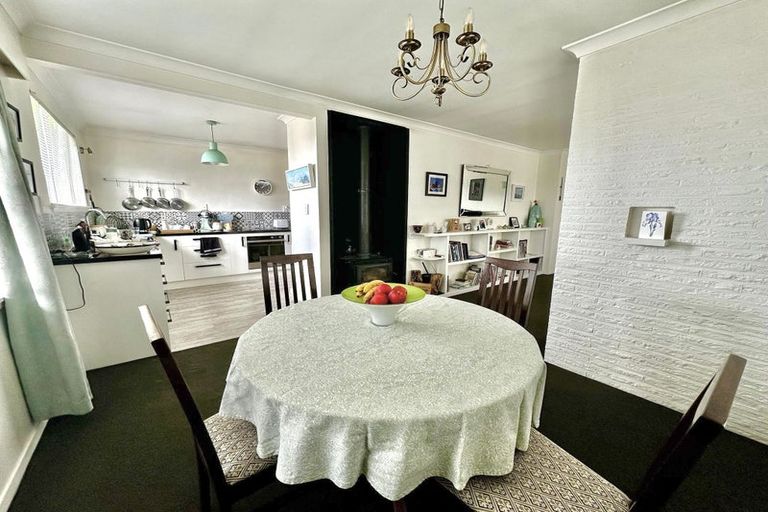 Photo of property in 37 Kinley Street, Rangiora, 7400