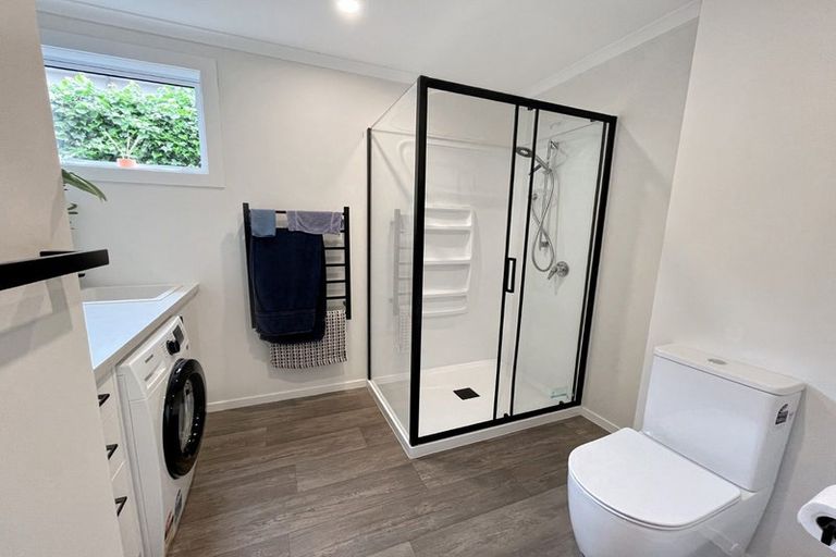 Photo of property in 1d Hereford Street, West End, Palmerston North, 4410