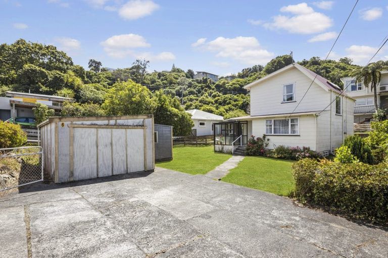 Photo of property in 6 Awarua Street, Ngaio, Wellington, 6035