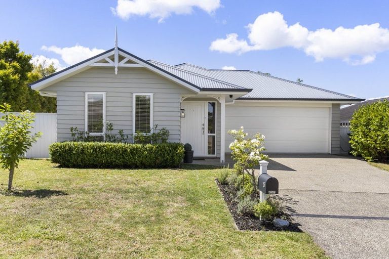 Photo of property in 5 Jessie Rise, Riverhead, 0820