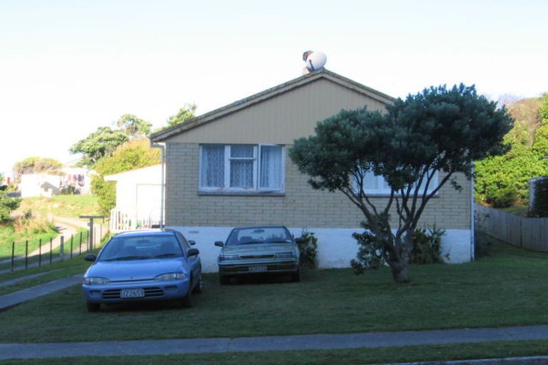 Photo of property in 73 Rangituhi Crescent, Takapuwahia, Porirua, 5022