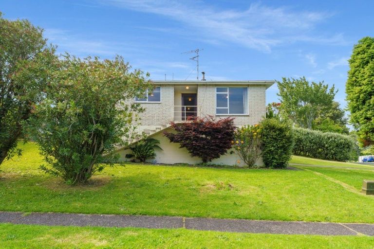 Photo of property in 20 Arawata Avenue, Welcome Bay, Tauranga, 3112