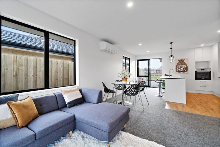 Photo of property in 2 Apple Orchard Lane, Yaldhurst, Christchurch, 8042