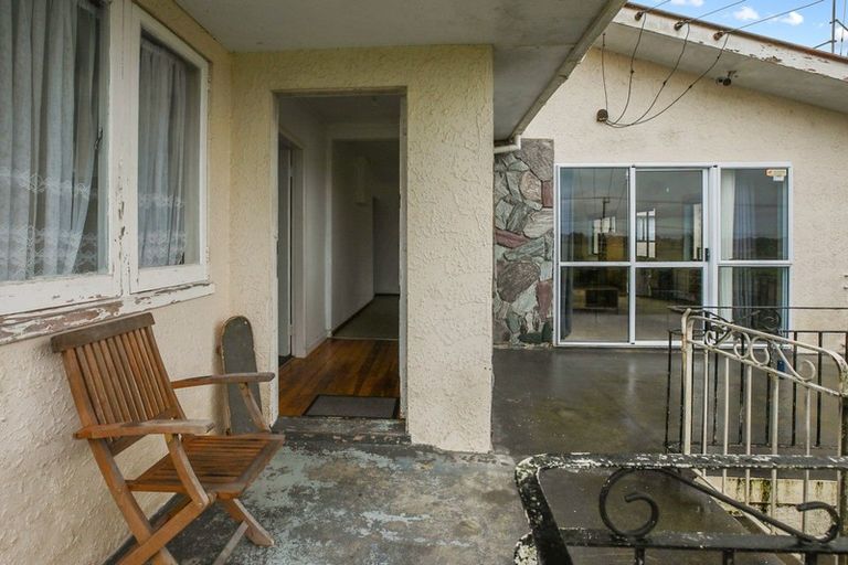 Photo of property in 176 Collins Road, Temple View, Hamilton, 3282