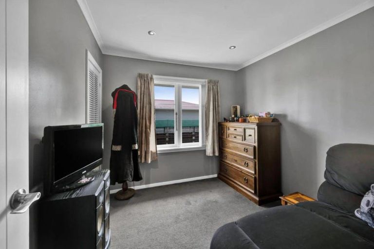 Photo of property in 124 Waihi Road, Hawera, 4610