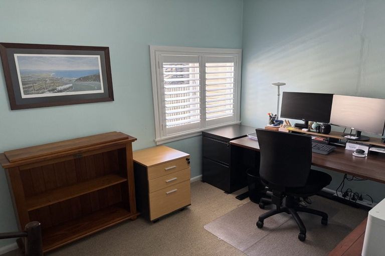Photo of property in 212 Terrace Road, Parkvale, Hastings, 4122