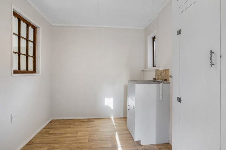 Photo of property in 241 Gap Road West, Winton, 9781