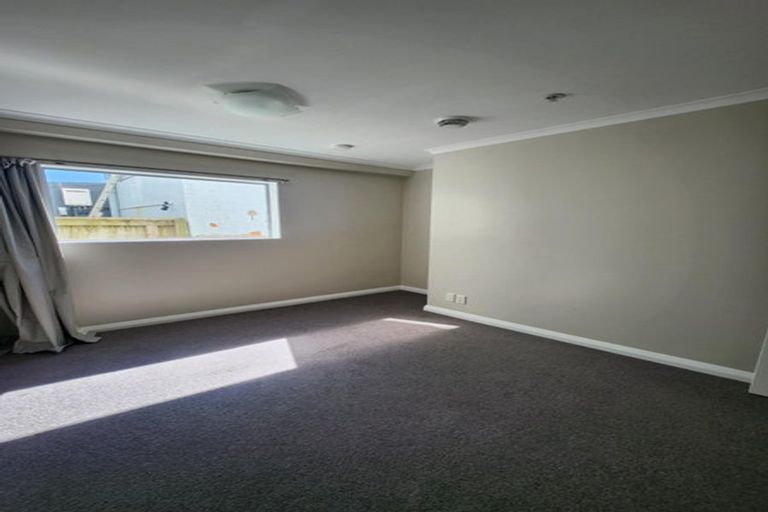 Photo of property in Monvie Apartments, 212/15 Holland Street, Te Aro, Wellington, 6011