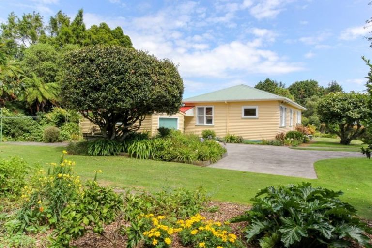 Photo of property in 114b Govett Avenue, Frankleigh Park, New Plymouth, 4310