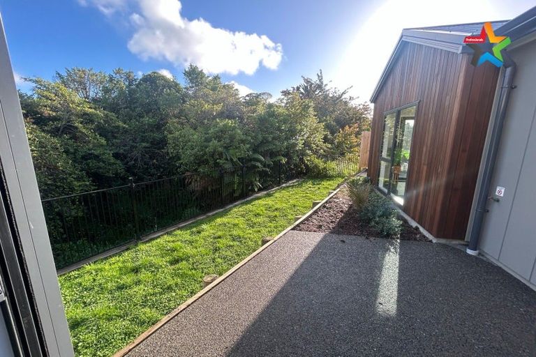 Photo of property in 17 Rotoiti Place, Paraparaumu, 5032