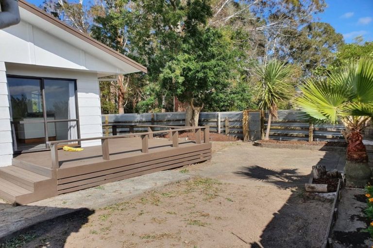 Photo of property in 45b Aquarius Drive, Kawaha Point, Rotorua, 3010